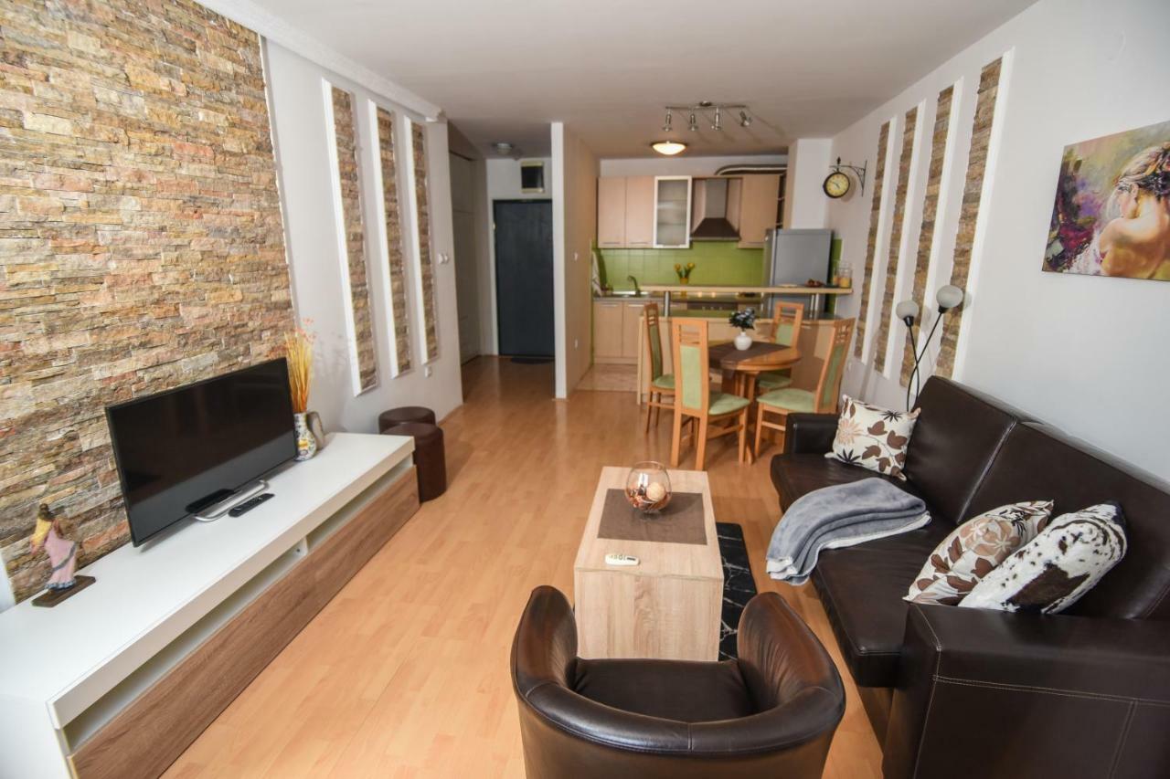 Victoria Apartment - Excellent Choice - Near Center Skopje Bagian luar foto