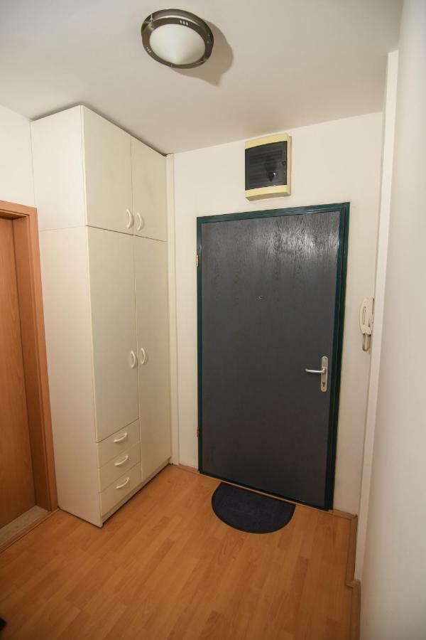 Victoria Apartment - Excellent Choice - Near Center Skopje Bagian luar foto